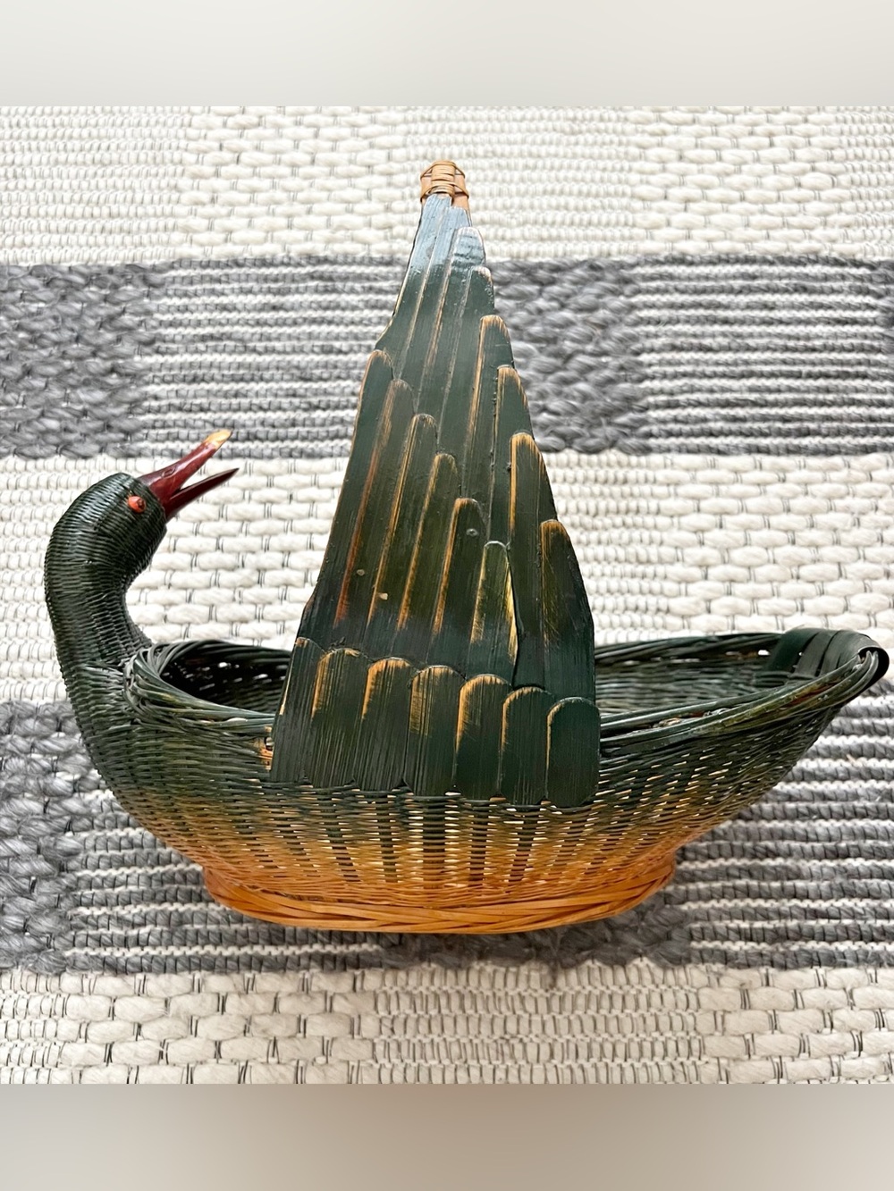 Vintage Zhejiang Handicrafts Duck Basket Woven Bamboo Rattan Basket